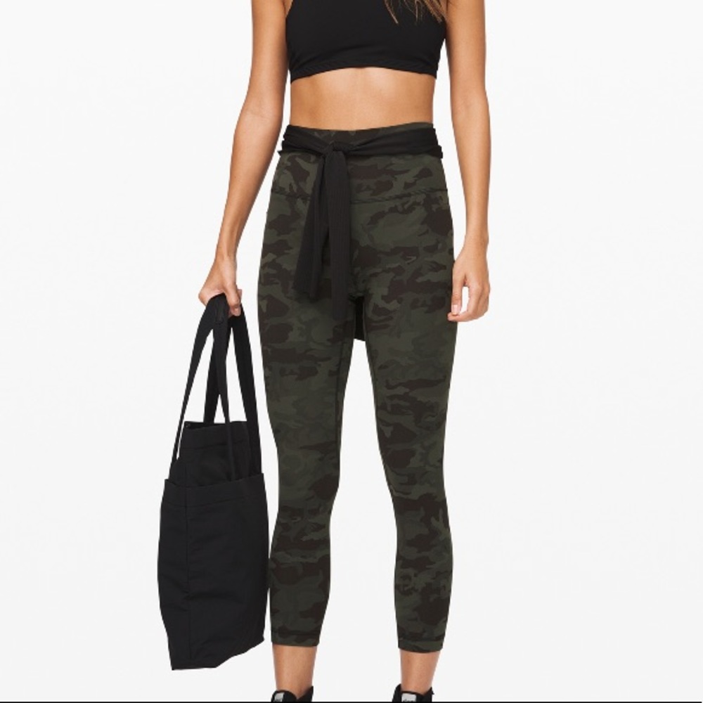 Lululemon Aligns Camo